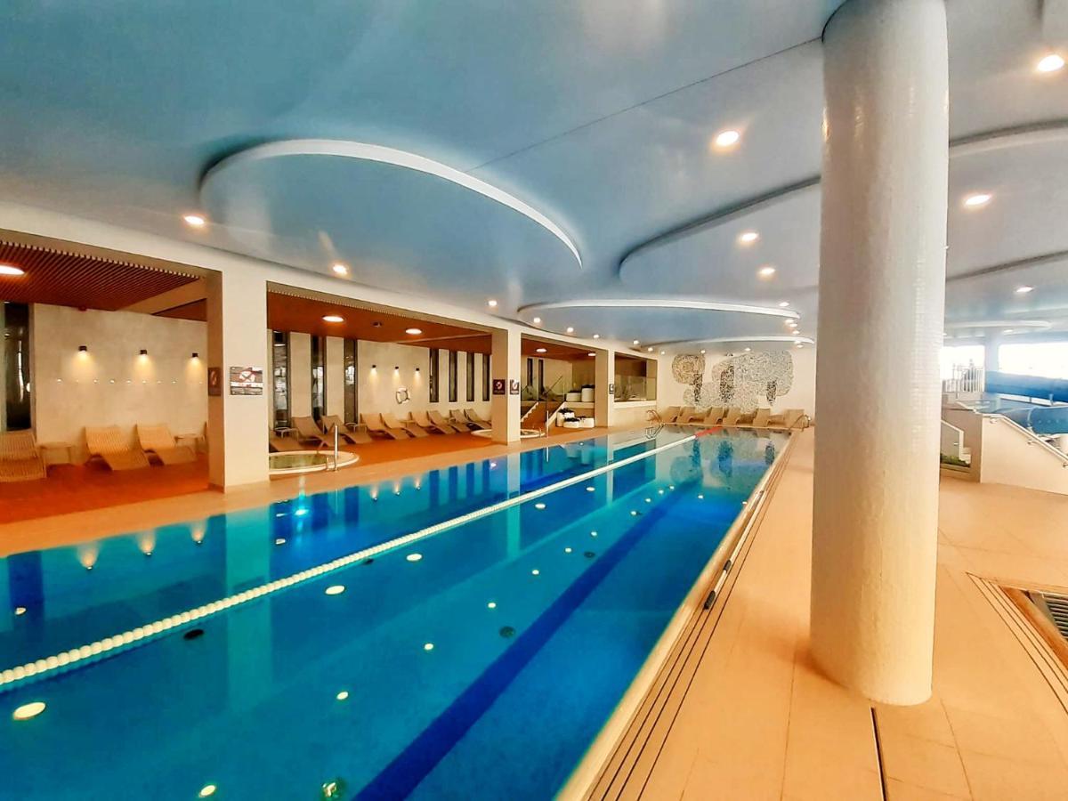 Lulu Apartments - Finn - Apartament 3Pokojowy Polanki Aqua, Basen Silownia I Garaz W Cenie Kołobrzeg Exteriör bild