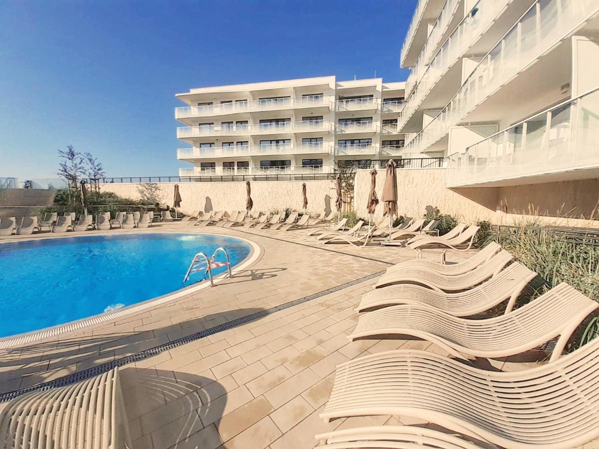 Lulu Apartments - Finn - Apartament 3Pokojowy Polanki Aqua, Basen Silownia I Garaz W Cenie Kołobrzeg Exteriör bild